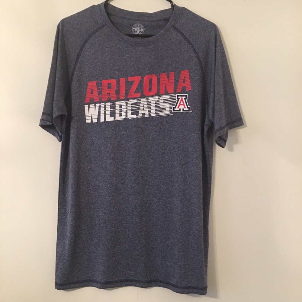 Arizona Wildcats T- Shirt medium